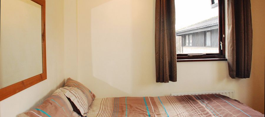 4 Isambard Mews - Bedroom 3