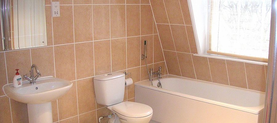 441 Mile End Road - Bathroom